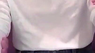 Delicate Frame, an Elegant Wife Drawn Into a Dangerous Double Temptation.