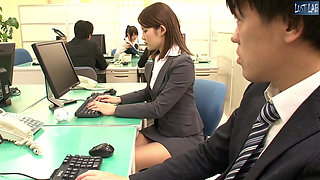 Office Temptation - the Pantyless Coworker Suddenly Undresses Right Before His Eyes - Part1