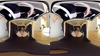 Marina, Milking Table; Sexy Short Haired Blonde 3d Porn Blowjob And Pussy Gazing