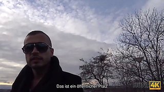 Hunt4k. rothaarige für geld vor ihrem freund gefickt
