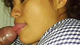 Passionate blowjobs from an unfaithful woman. I fell in love with my TEACHER's BIG PIN and I give them some DELICIOUS LICKS