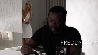 Lustful Luna BBunny Got Her Pussy Stretched By A BBC