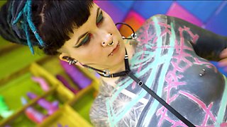 Tattooed model Illuz gets fucked by her boyfriend