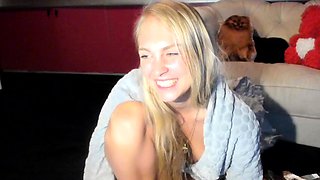 Blonde teen Sierras first erotic masturbation video