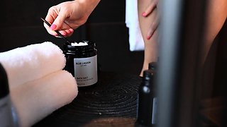 Treating Myself to a Steamy Facial Fuck Fest