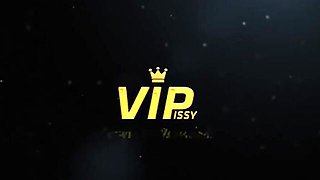 VIPissy featuring siren's peeing scene