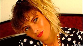 Very Nice Girl Vintage Solo