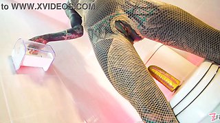 Alternative Tattooed Model Pissing Solo – Anal Toy Masturbation & Pee Fetish