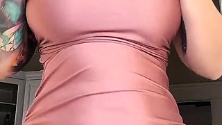 Big boob brunette masturbates on webcam