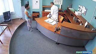 Lady's oral xxx by Fakehub