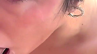 This Is How You Start a Good Morning with a Delicious Blowjob and Hard Sex