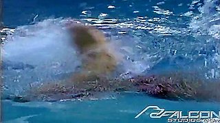 Cumming Clean On The Raft