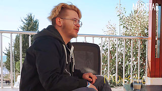 Hot Russian Girl Fucked Me at the Resort