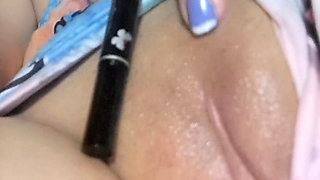 INDIA MASTURBATES AND TOUCHES HER TITS