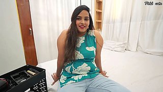 Stepsister armpit- 18 desi stepsister fucked hard by stepbro(saloon guy) when she were trimmed Armits hair.
