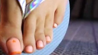 Linsey Dawn solo foot fetish