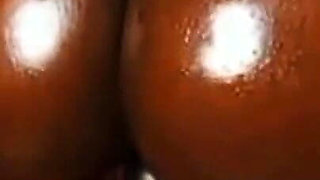 Oiled Fat Ass Twerk