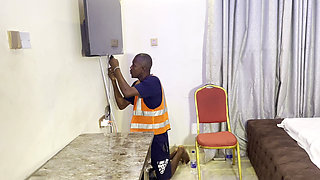 Petite Mistress Called Her Repair Man to Come Fixed Her Television and She Pays Him with Her Pussy