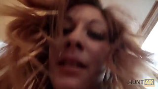 HUNT4K. The redhead likes to give sex for money in front of her boyfriend: Porn