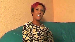 Sonja is showing her golden triangle