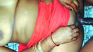 Bhabhi ne bhaiya ka kala lund chuss ke chut me land dal liya.indian desi bolwjob sexy video.big boobs wali aunty ko unkal ne raa