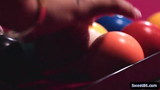 Big-boobed cougar Silvia Saige gobbling daughters teenie labia