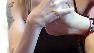 Masturbating amateur cums after solo fun