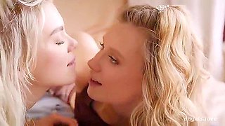Ashby Winter, Lily Blossom And Winter Ashby - Wet Blondes