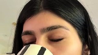 Mia Khalifa Morning Starts With BLEACH Music Onlyfans Video