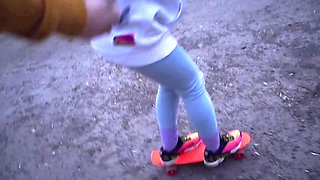 Alexa Mills Ignites Sisterly Fisting Passion with Heat