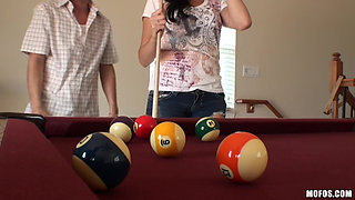 I Know That Girl - Megan Foxx Sucks Cock at Pool