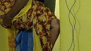 The House Owner, Stepaunty, Had Come to Collect Rent. I Engaged in Sexual Play with Her and Had Sex with That Mature Woman