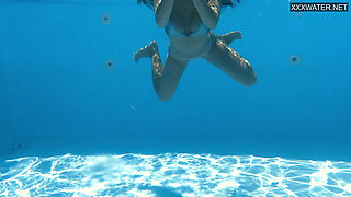 Super hot and juicy milf Heart in the pool