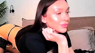Sexy brunette wearing stockings masturbates webcam