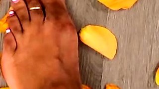 Black Amateur Explore Hot Foot Fetish