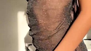 Hot brunette from squirt masturbating on webcam