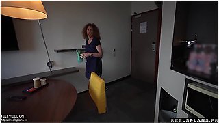 Perfect Ass French Milf Maid Caught Masturbating And Fucked In Anal By !! Hotel Guest