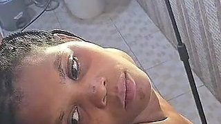 Beauty Rich Ebony Trying to Play with Her Pussy on the Swimming Pool
