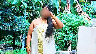 Unveiling in Sexy Body Outdoor, Mallu MILF in Traditional Loincloth and Bodice, Showing Her Big Ass and Boobs
