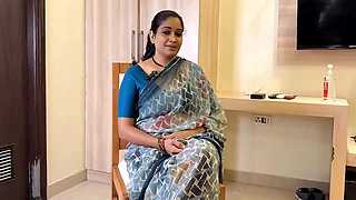 Bhabhi Gave a Gift to Neighbor