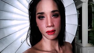 FRANKS TGIRLWORLD Curves Under Pressure