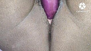 Telugu wife madtrubrating brinjal hard juicy pussy