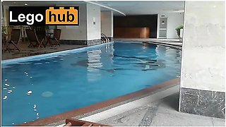 I Pick Up A Hot Cosplay Girl At The Swimming Pool With Harley Quinn