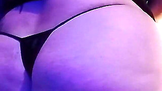 Vivi Guedez. Playing with Your Body Showing off Your Ass