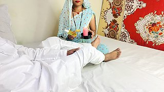 Sasur and Bahu Father-in-law Fucked by Daughter-in-law Alone in the Room for Oil Massage part 2 EP 1