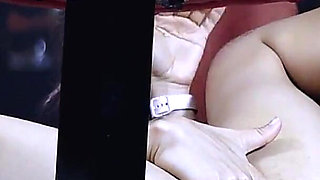 Colombian MILF Masturbates by Herself