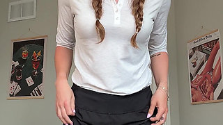 Golfer Girl Gives You a Sexy JOI
