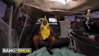 Mads Flores and Derek Savage's small tits trailer by Bang Bros Network