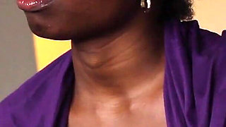 Nigerian MILF Taking It All in Her Ass