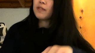 Brunette Solo Webcam Masturbation